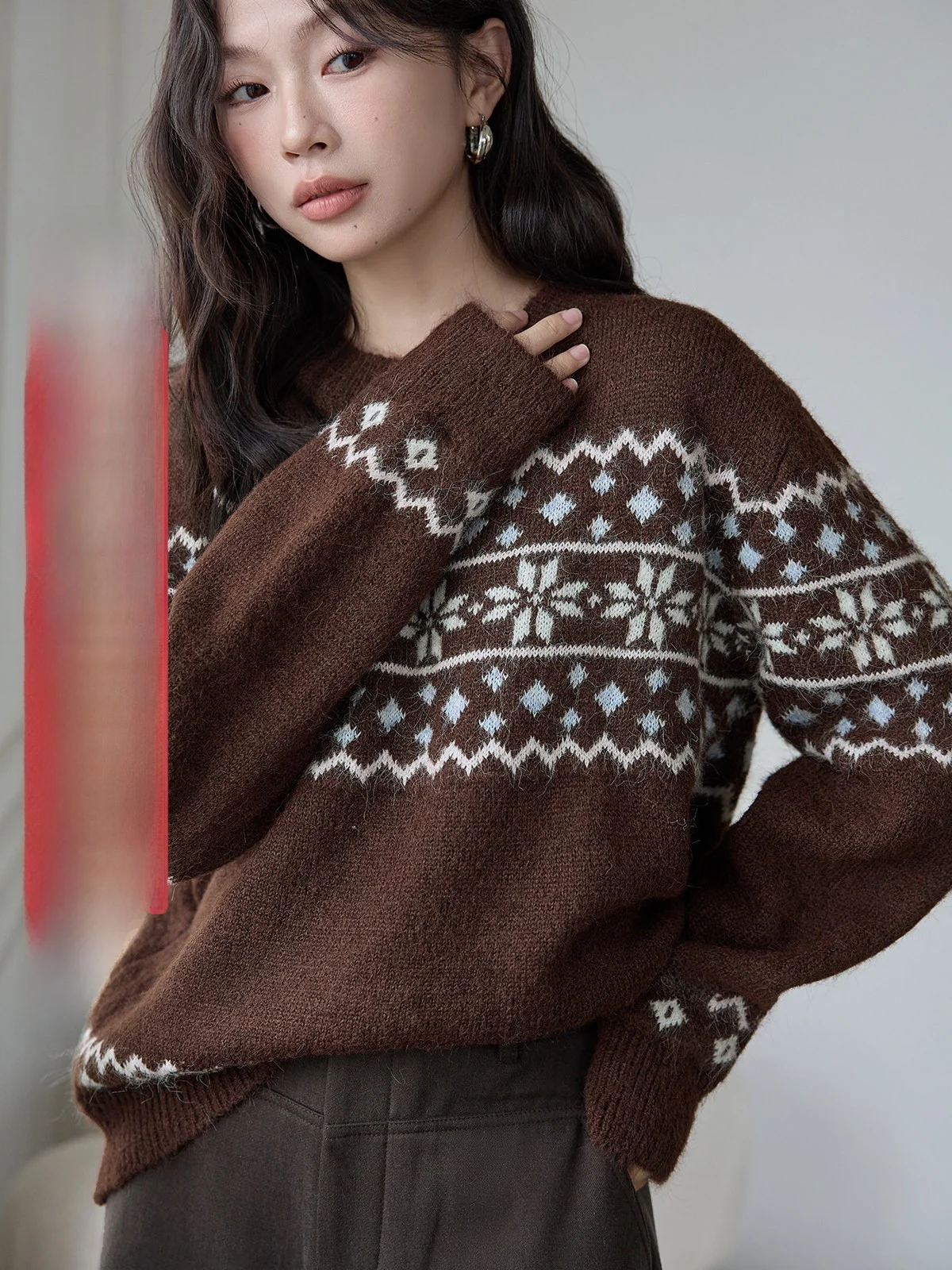Вязаный коричневый свитер HuiXi с круглым вырезом, женский, модный, винтажный, зимний, новый, свободного кроя, на каждый день
Вязаный коричневый свитер HuiXi с круглым вырезом, женский, модный, винтажный, зимний, новый, свободного кроя, на каждый день