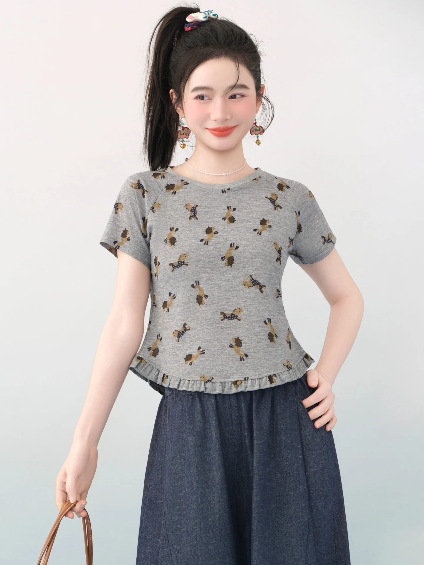 Original Su Luo Slim Fit Knitted T-Shirt Summer New Style Print Elastic Polyester Casual Women's round Neck Short Sleeve Top
Original Su Luo Slim Fit Knitted T-Shirt Summer New Style Print Elastic Polyester Casual Women's round Neck Short Sleeve Top