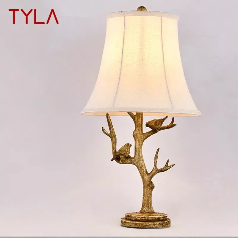 TYLA Nordic ModernTable Lamp American Retro LED Bedroom Bedside Lamp Personalized And Creative Decorative Homestay Desk Light
TYLA Nordic ModernTable Lamp American Retro LED Bedroom Bedside Lamp Personalized And Creative Decorative Homestay Desk Light