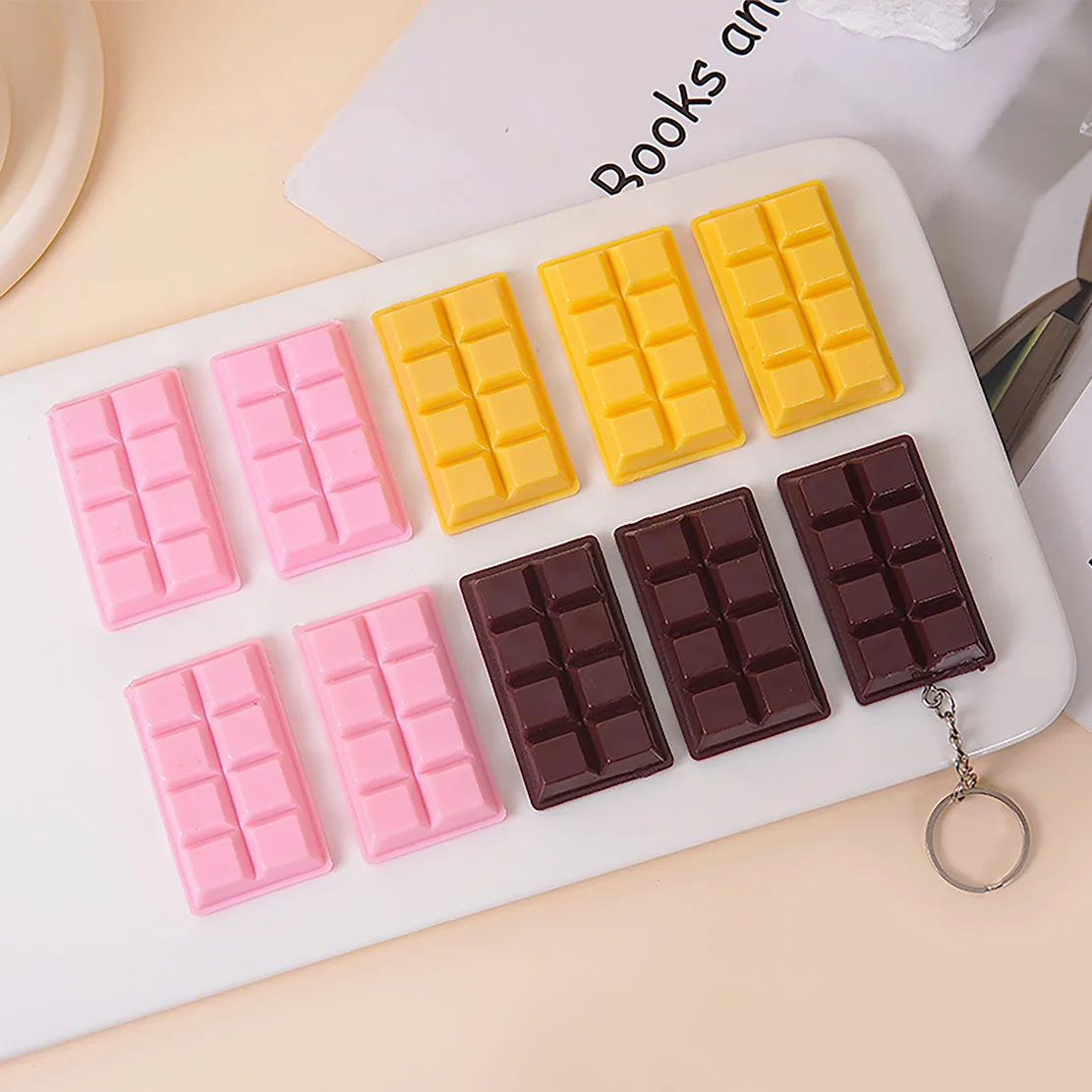 3pcs Fake Chocolate PVC Artificial Dessert Food Toys Snacks Simulation Model Chocolate Keychain Pendant Home Decor Decoration
3pcs Fake Chocolate PVC Artificial Dessert Food Toys Snacks Simulation Model Chocolate Keychain Pendant Home Decor Decoration