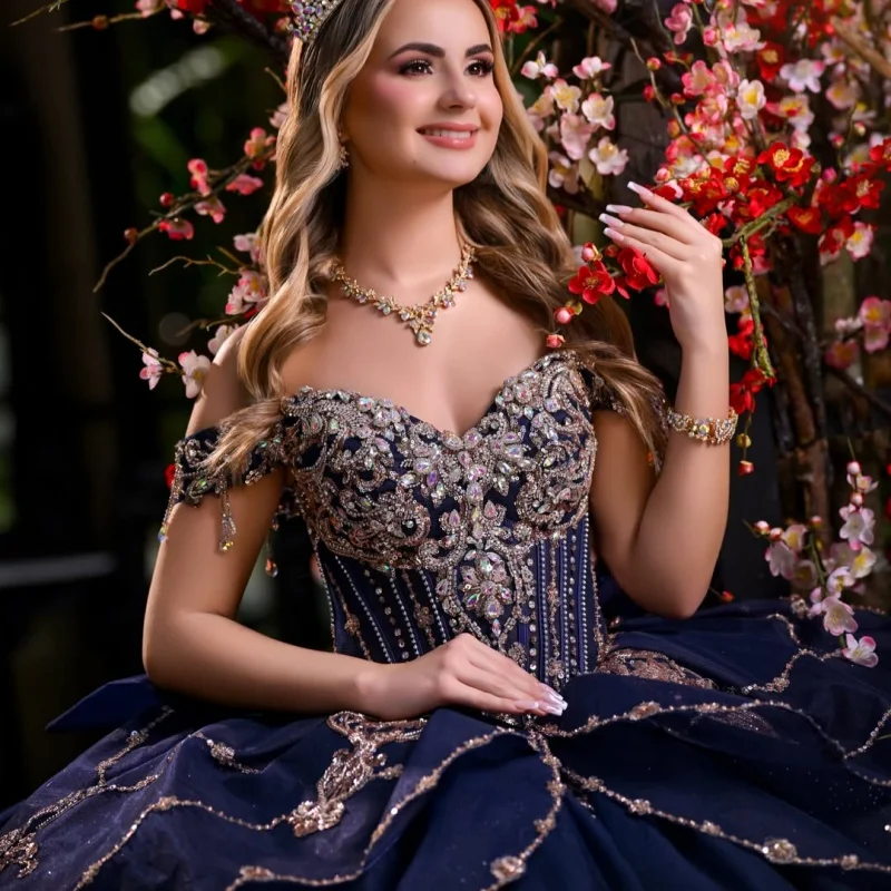 Dark Blue Quinceanera Dress off-shoulder Glitter Crystal Decal Lace Frill Long tail Bow vestidos de 15 Quinceanera Customize
Dark Blue Quinceanera Dress off-shoulder Glitter Crystal Decal Lace Frill Long tail Bow vestidos de 15 Quinceanera Customize