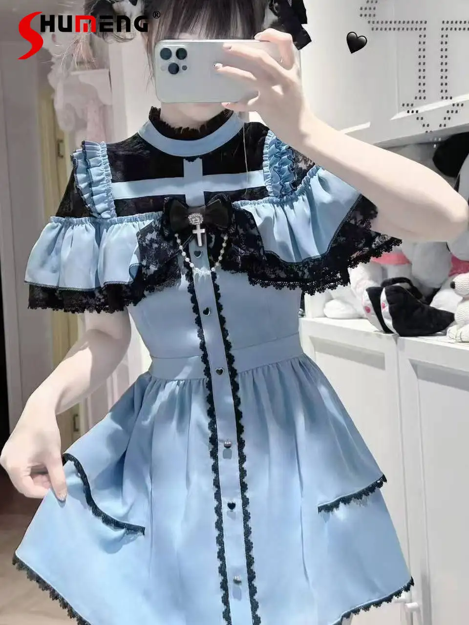 Japanese Mine Style Mass-produced Y2K Suit Bow Lace Cape Collar Lace-up Slim Mini Dress High-waisted Shorts Two-piece Set Women
Japanese Mine Style Mass-produced Y2K Suit Bow Lace Cape Collar Lace-up Slim Mini Dress High-waisted Shorts Two-piece Set Women