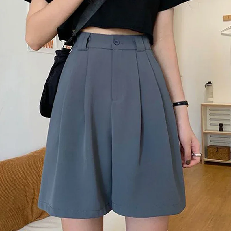 Новинка 2023 года, летние женские мешковатые короткие брюки средней длины, женские корейские лаконичные однотонные костюмные брюки, повседневные тонкие шорты с высокой талией для девочек
Новинка 2023 года, летние женские мешковатые короткие брюки средней длины, женские корейские лаконичные однотонные костюмные брюки, повседневные тонкие шорты с высокой талией для девочек