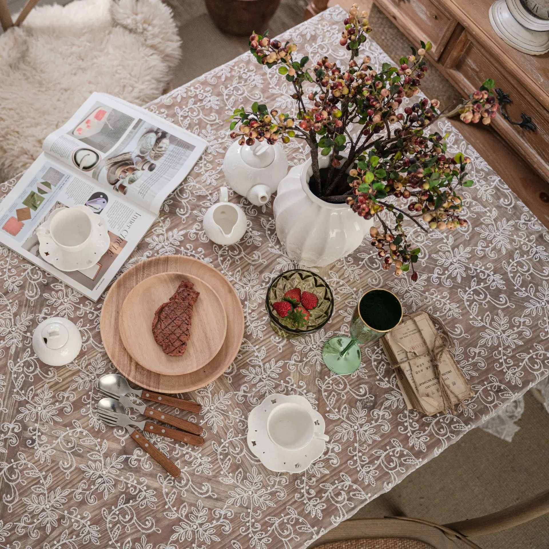 Lace Tablecloth Rectangular White Overlay Tea Table Cover Floral Embroidery Vintage for Wedding Outdoor Party Decor Exquisite
Lace Tablecloth Rectangular White Overlay Tea Table Cover Floral Embroidery Vintage for Wedding Outdoor Party Decor Exquisite