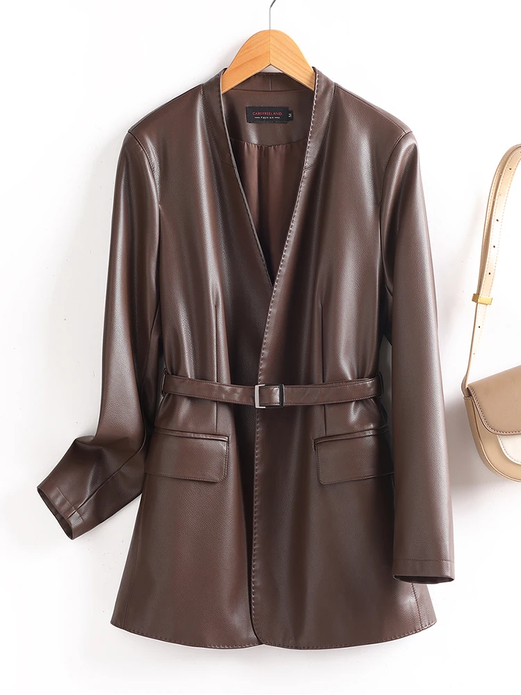 Женская кожаная куртка-жилет средней длины с эффектом похудения, V-образным вырезом и поясом, ветровка, модная верхняя одежда
Женская кожаная куртка-жилет средней длины с эффектом похудения, V-образным вырезом и поясом, ветровка, модная верхняя одежда