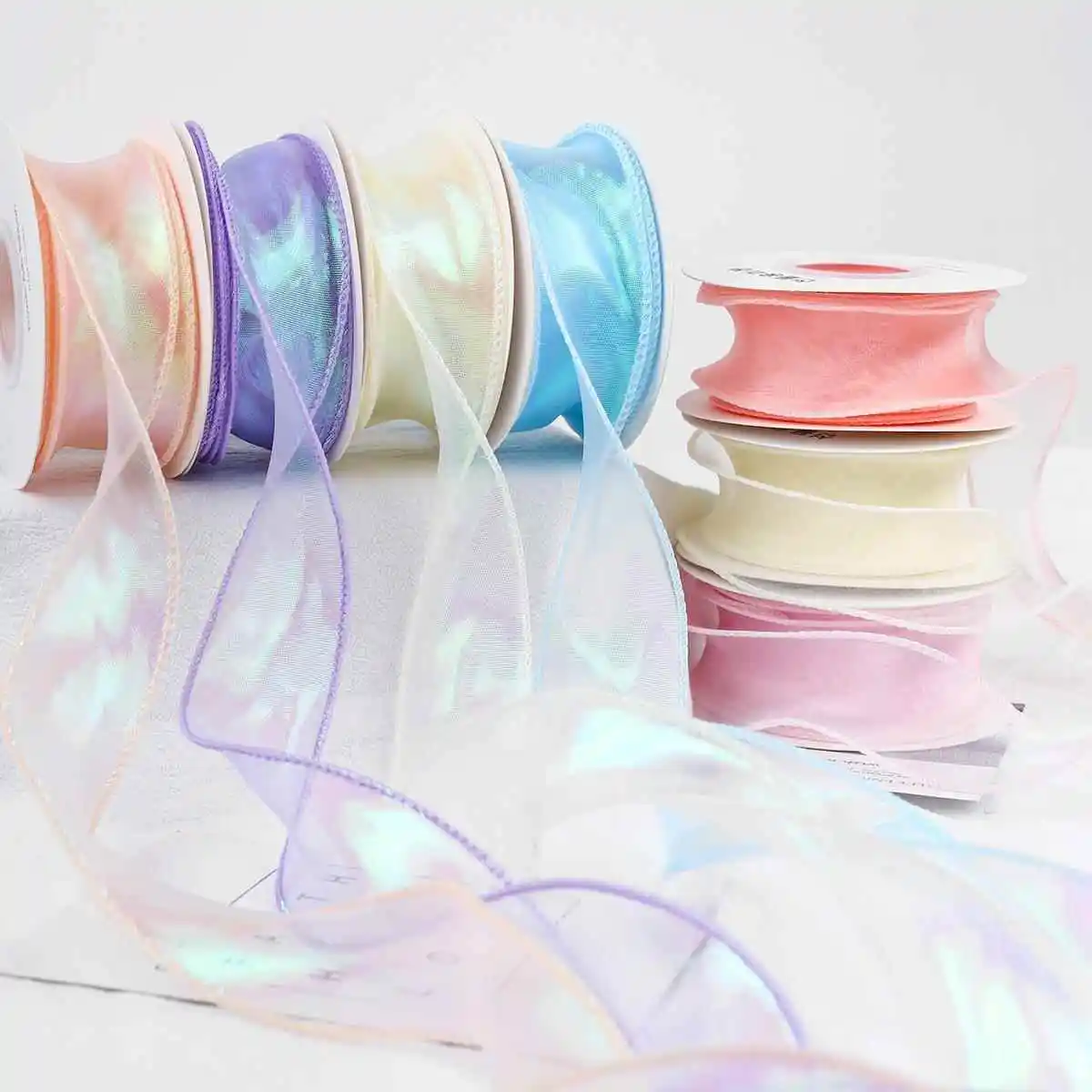 Лента для декора букетов ко Дню женщин, 4 см, с эффектом «рыбий хвост», из тюля, с жемчугом, глянцевая, для флористики и упаковки
Лента для декора букетов ко Дню женщин, 4 см, с эффектом «рыбий хвост», из тюля, с жемчугом, глянцевая, для флористики и упаковки