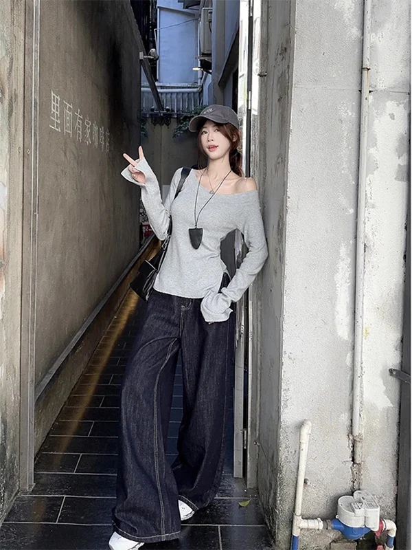 Korean Sle Slim Fit Knitwear Long Sve oulder Bared Side Ne Design Women's Faion Inner Wear Base Top for Autumn
Korean Sle Slim Fit Knitwear Long Sve oulder Bared Side Ne Design Women's Faion Inner Wear Base Top for Autumn