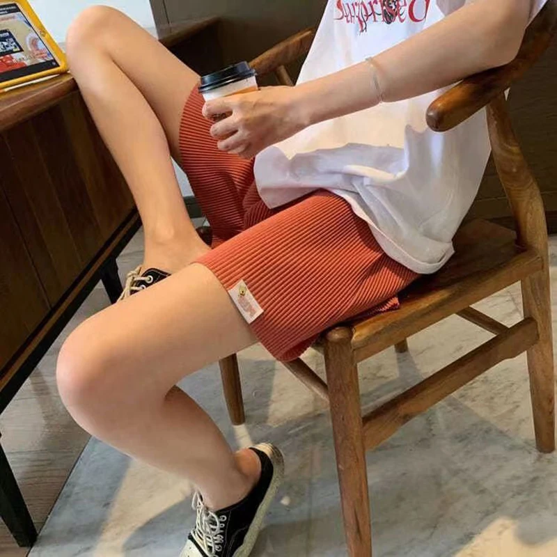 Pregnant Woman Summer Short Pants Fashion Knee-length Maternity Sports Trousers Casual Pregnancy Wide Legs Pleated Shorts M-4XL
Pregnant Woman Summer Short Pants Fashion Knee-length Maternity Sports Trousers Casual Pregnancy Wide Legs Pleated Shorts M-4XL