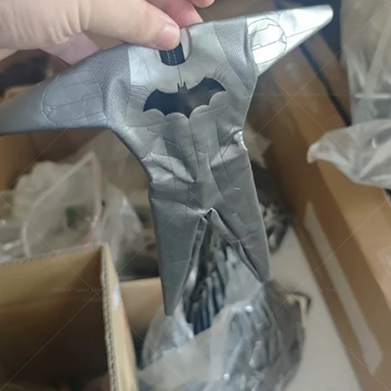 Серебряный облегающий боевой костюм Bat Hero в масштабе 1/6, мужская одежда для 12-дюймовой фигурки солдата SSRTOYS SSC-010
Серебряный облегающий боевой костюм Bat Hero в масштабе 1/6, мужская одежда для 12-дюймовой фигурки солдата SSRTOYS SSC-010