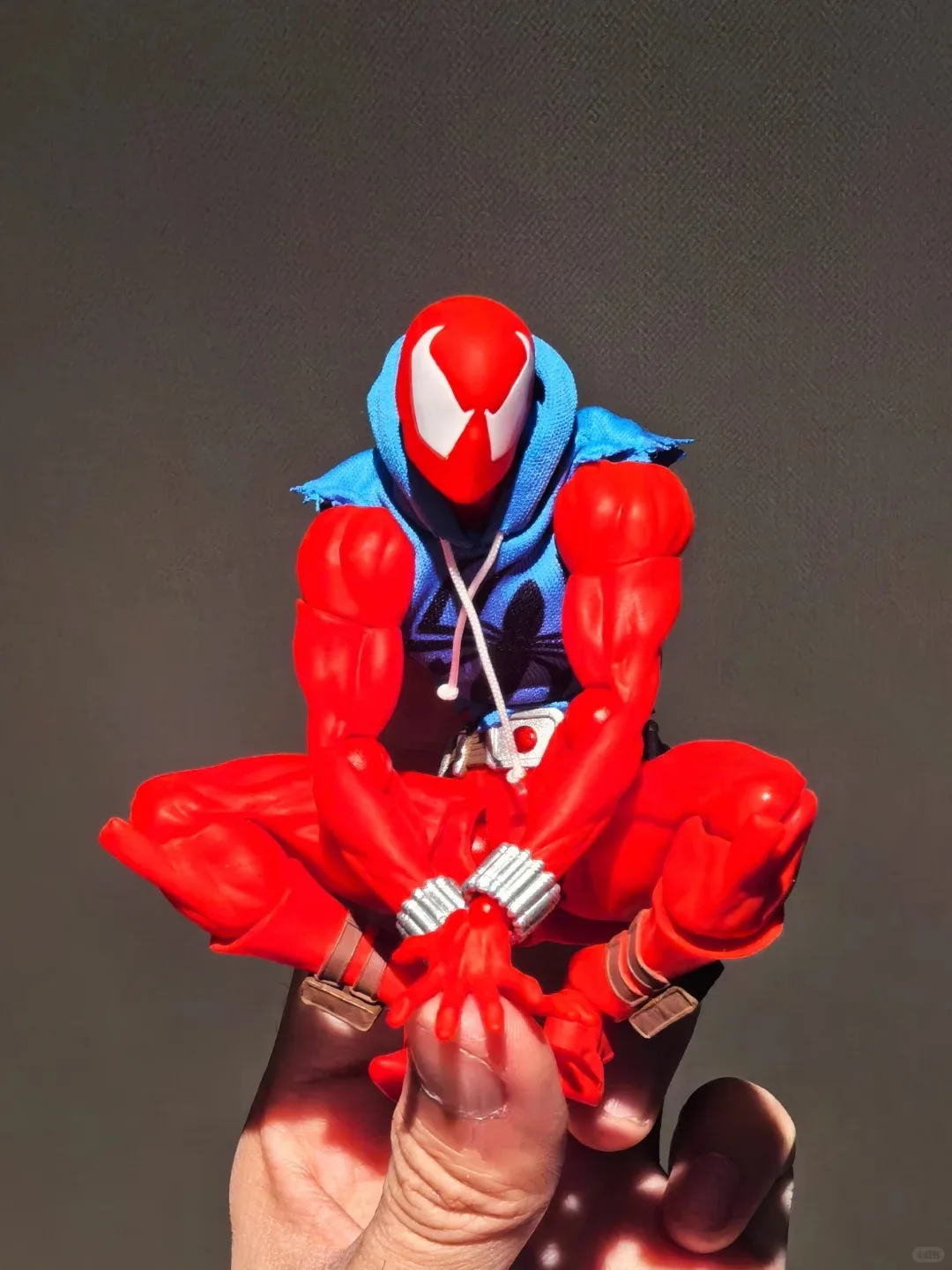 In Stock Mess Toys Spiderman Action Figure Scarlet Spider Mess Toys Anime Movable Collectible Model Statue Gift Kids Toy
In Stock Mess Toys Spiderman Action Figure Scarlet Spider Mess Toys Anime Movable Collectible Model Statue Gift Kids Toy