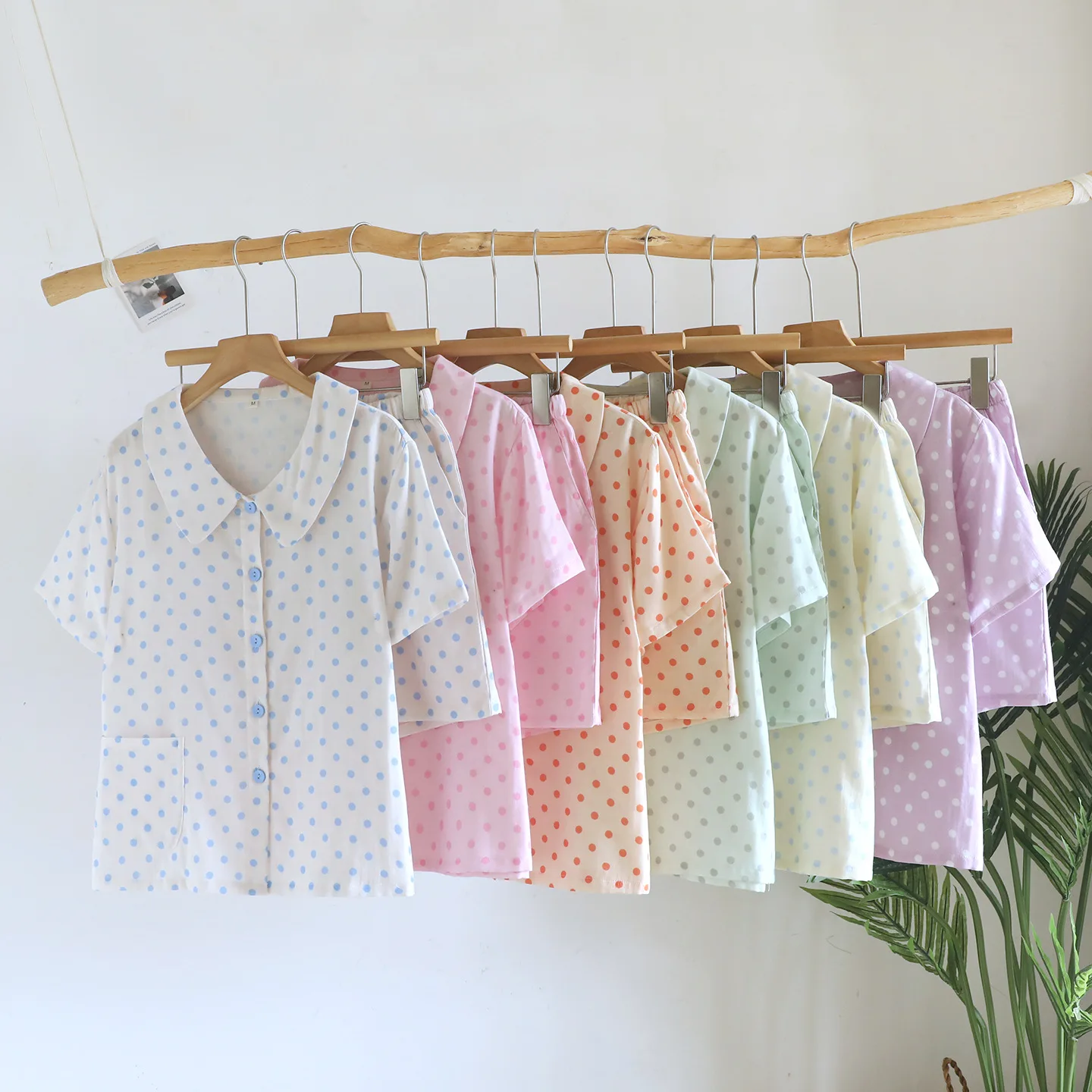 2026 Summer New Women's Pajama Set 100% Cotton Gauze Lace Sweet and Cute Round Neck Short Sleeve Shorts Home Two Piece Set
2026 Summer New Women's Pajama Set 100% Cotton Gauze Lace Sweet and Cute Round Neck Short Sleeve Shorts Home Two Piece Set