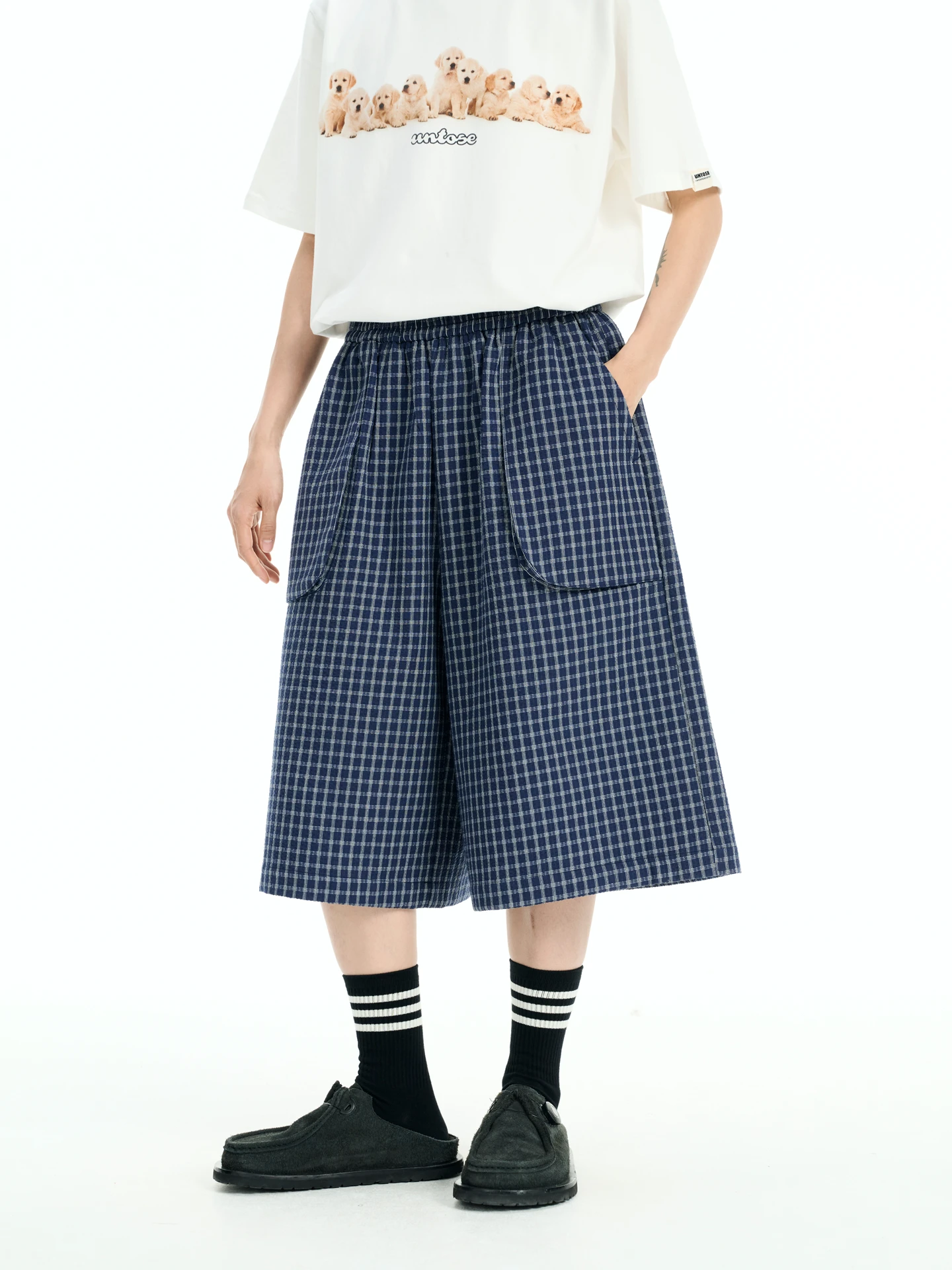 Loose Mid-Calf Plaid Shorts with Big Pockets Elastic Waist Neutral Style Cotton Summer Fashion Retro Blue Stripes Three Dimen...
Loose Mid-Calf Plaid Shorts with Big Pockets Elastic Waist Neutral Style Cotton Summer Fashion Retro Blue Stripes Three Dimen...