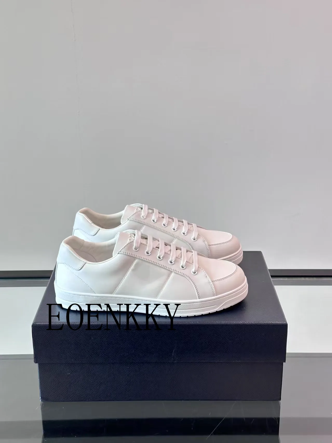 Top Quality High-Top Casual Shoes Sneaker Flowers Embroidery Technical Canvas B23 Oblique Trainers Womens Mens Dress Sneakers 36
Top Quality High-Top Casual Shoes Sneaker Flowers Embroidery Technical Canvas B23 Oblique Trainers Womens Mens Dress Sneakers 36