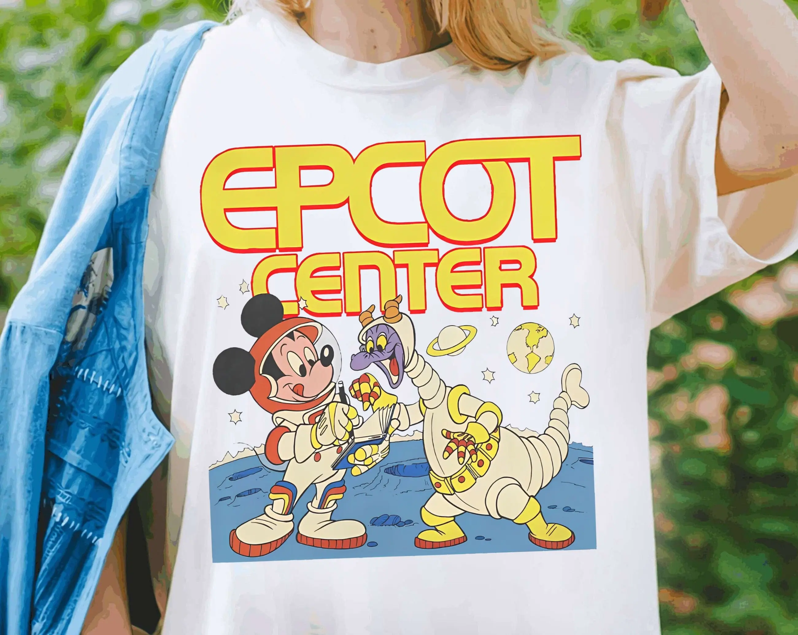 2026 Retro Disney Future World Mickey and Little Dragon Feigement Astronaut T-shirt Fun Mickey and Friends T-shirt
2026 Retro Disney Future World Mickey and Little Dragon Feigement Astronaut T-shirt Fun Mickey and Friends T-shirt