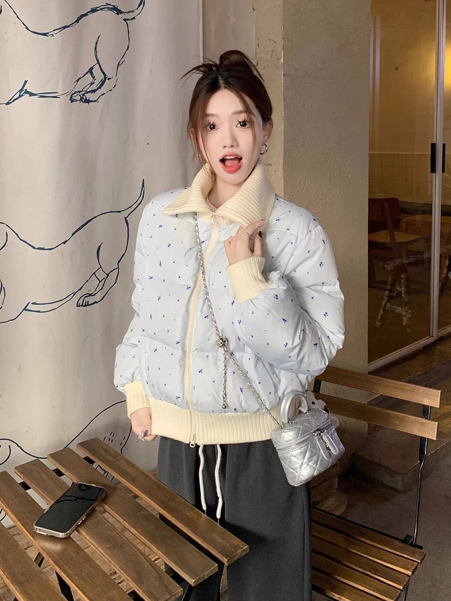 Soft Sweet Girl Style Long Sleeve Stand Collar Floral Print down Cotton Jacket Women Winter Blue Loose Warm Short Cotton Coat
Soft Sweet Girl Style Long Sleeve Stand Collar Floral Print down Cotton Jacket Women Winter Blue Loose Warm Short Cotton Coat