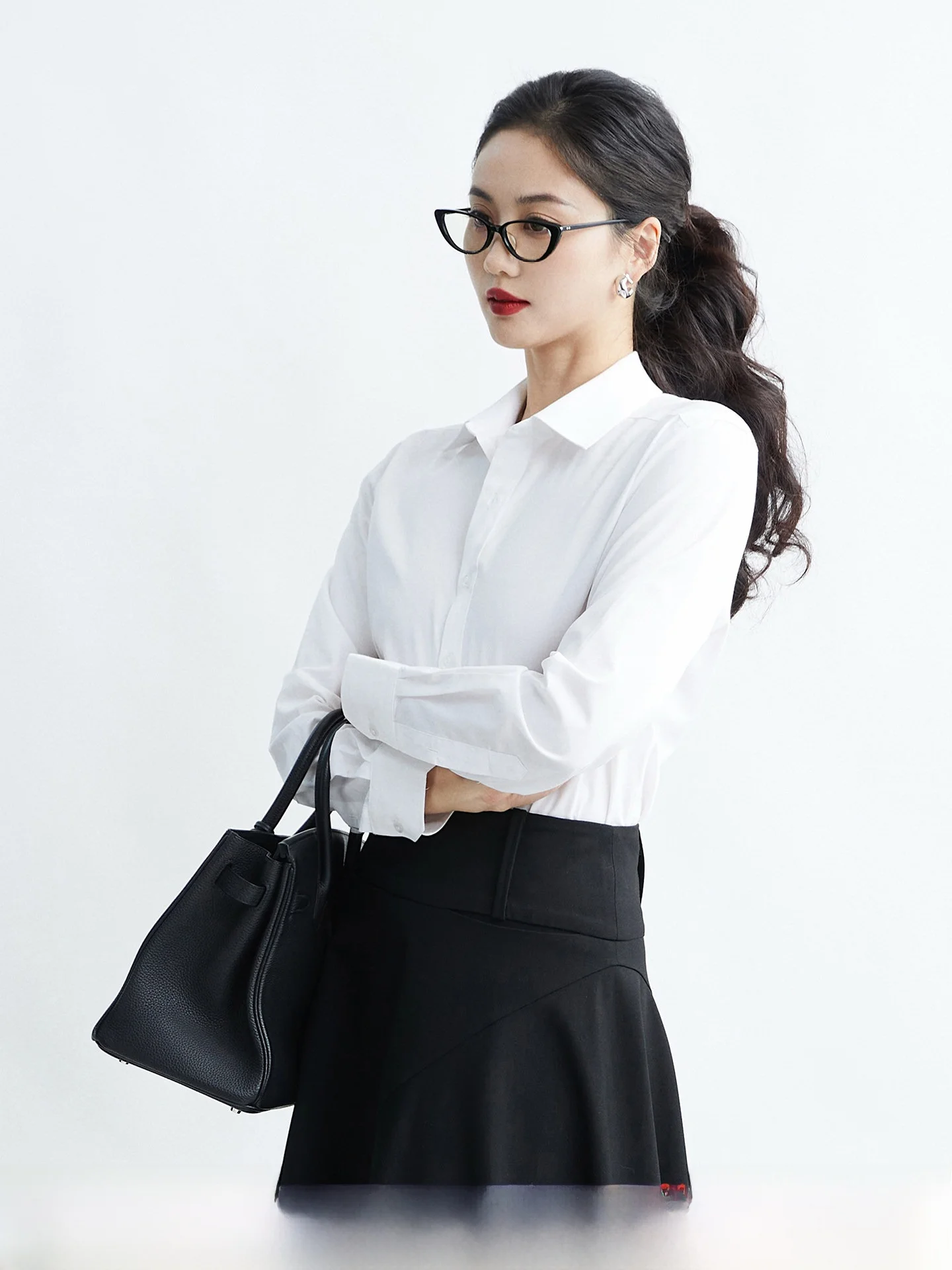 Classic White Long Sleeve Shirt Women's Early Spring Commute Office Workplace Shoulder Fit Cotton Polyester Blend Shirt
Classic White Long Sleeve Shirt Women's Early Spring Commute Office Workplace Shoulder Fit Cotton Polyester Blend Shirt