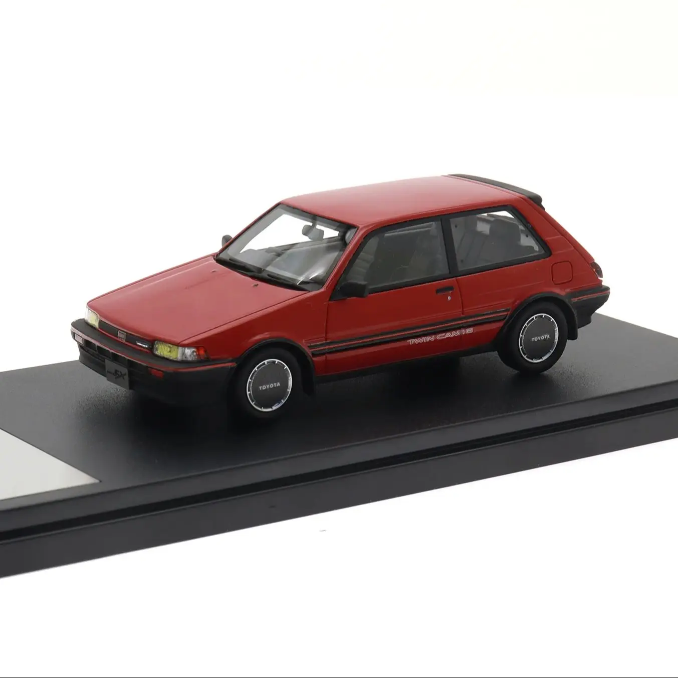 1:43 Hi Story для J-43578 COROLLA FX-GT (1984) Коллекция высокой имитации Подарочная модель автомобиля из смолы
1:43 Hi Story для J-43578 COROLLA FX-GT (1984) Коллекция высокой имитации Подарочная модель автомобиля из смолы
