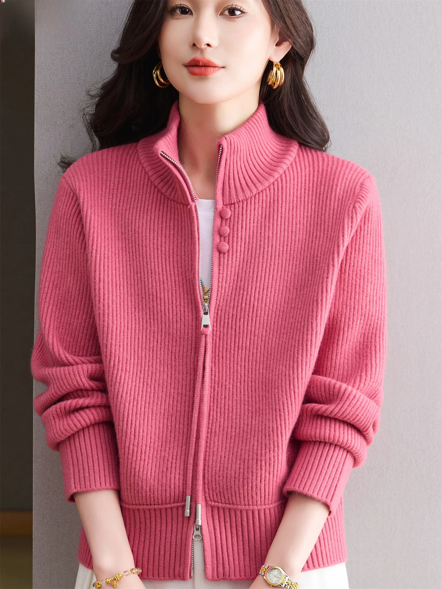 Fashionable Knitted Zipper Sweater Jacket Large Size Open Cardigan Warmth Outerwear for Women over 40 Straight Cut Loose Fit
Fashionable Knitted Zipper Sweater Jacket Large Size Open Cardigan Warmth Outerwear for Women over 40 Straight Cut Loose Fit
