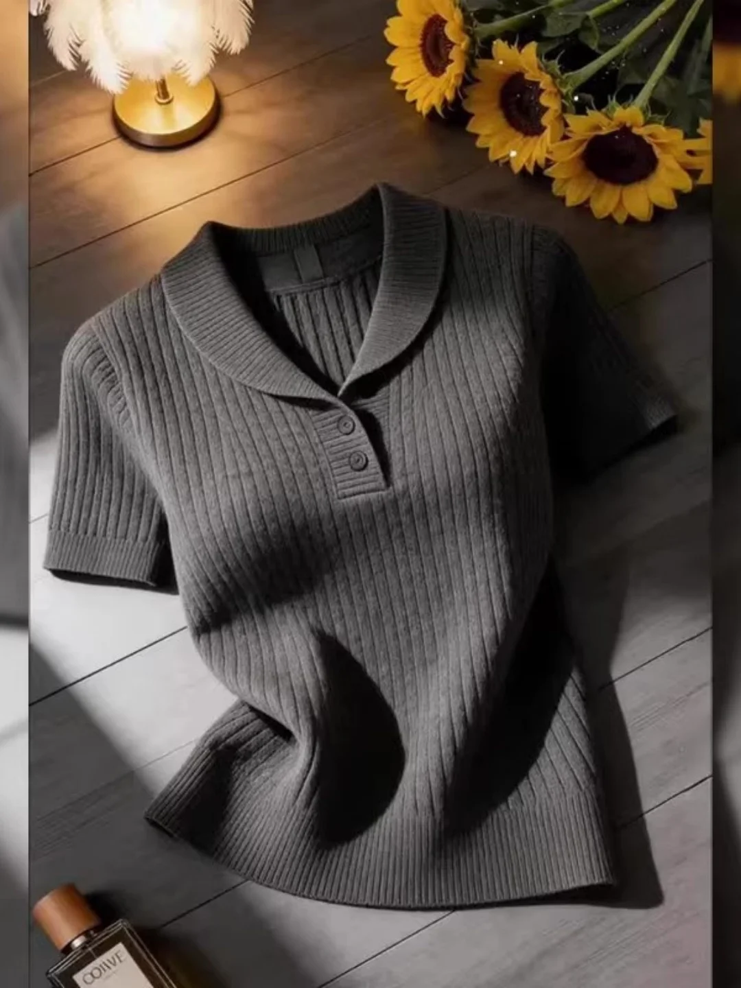Ladies Knitted Short Sleeve T-Shirt Korean Style Slim Fit plus Size Beautiful Unique Summer Fashion Casual Comfortable Top
Ladies Knitted Short Sleeve T-Shirt Korean Style Slim Fit plus Size Beautiful Unique Summer Fashion Casual Comfortable Top