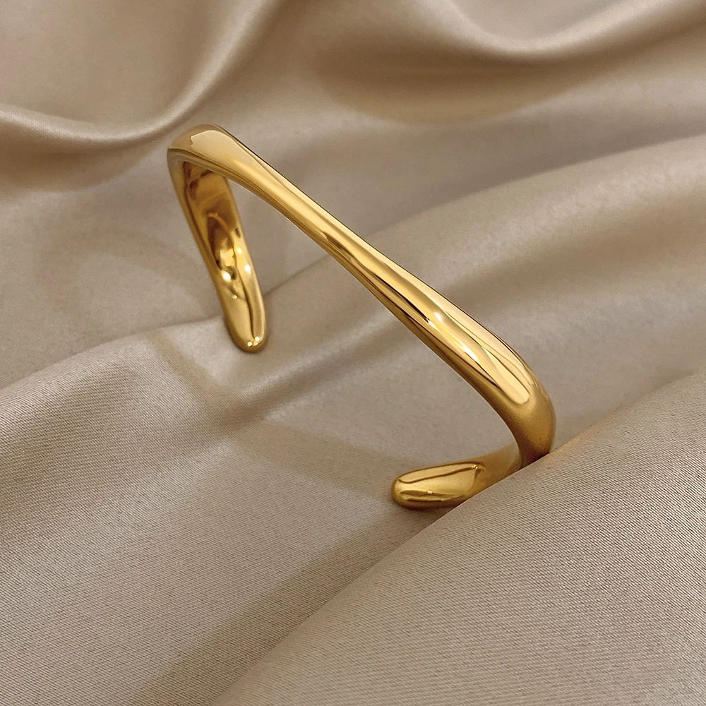 Freetry Trendy Glossy Stainless Steel Opening Bangle Bracelets for Women Waterproof Gold Color Wave Cuff Bracelet Jewelry Gifts
Freetry Trendy Glossy Stainless Steel Opening Bangle Bracelets for Women Waterproof Gold Color Wave Cuff Bracelet Jewelry Gifts