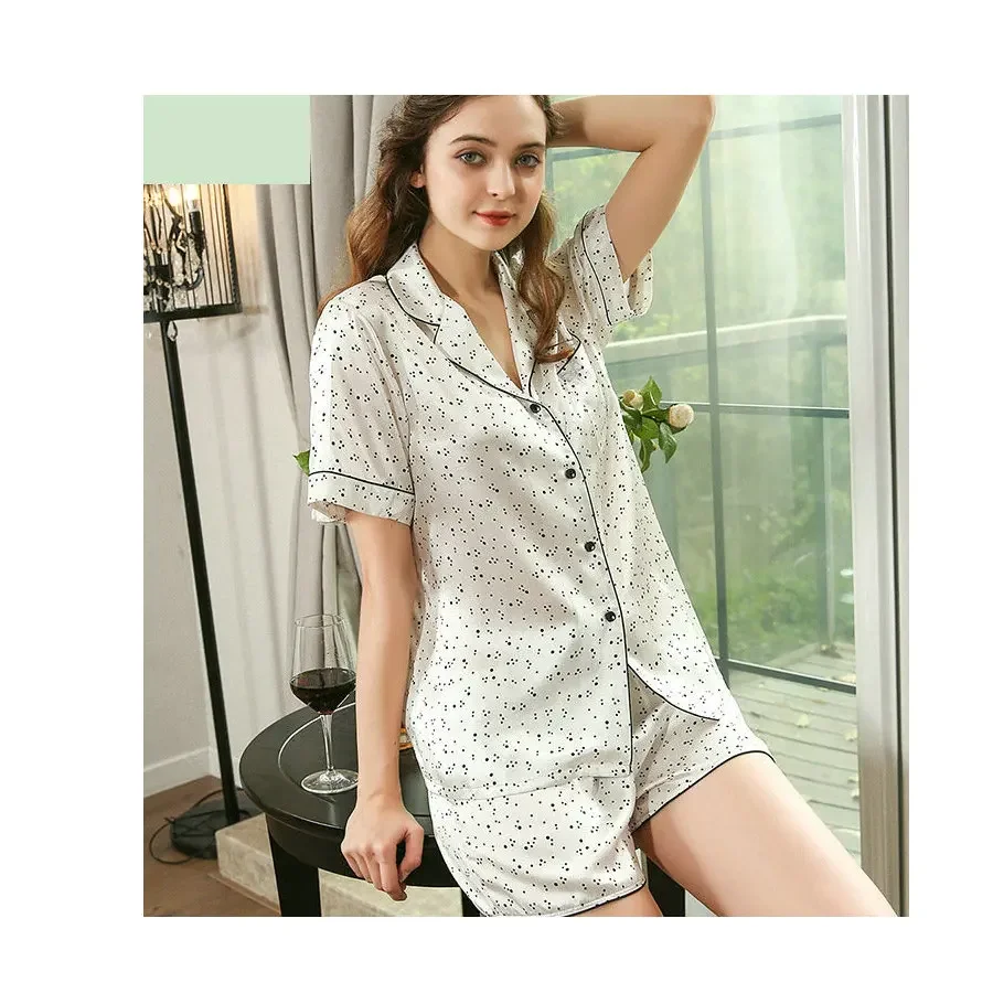 Пижамный комплект из топа и шорт 19 м/м, оптовая продажа, летние пижамы с короткими рукавами и принтом из 100% шелкового атласа и комплект одежды для сна из 2 предметов
Пижамный комплект из топа и шорт 19 м/м, оптовая продажа, летние пижамы с короткими рукавами и принтом из 100% шелкового атласа и комплект одежды для сна из 2 предметов