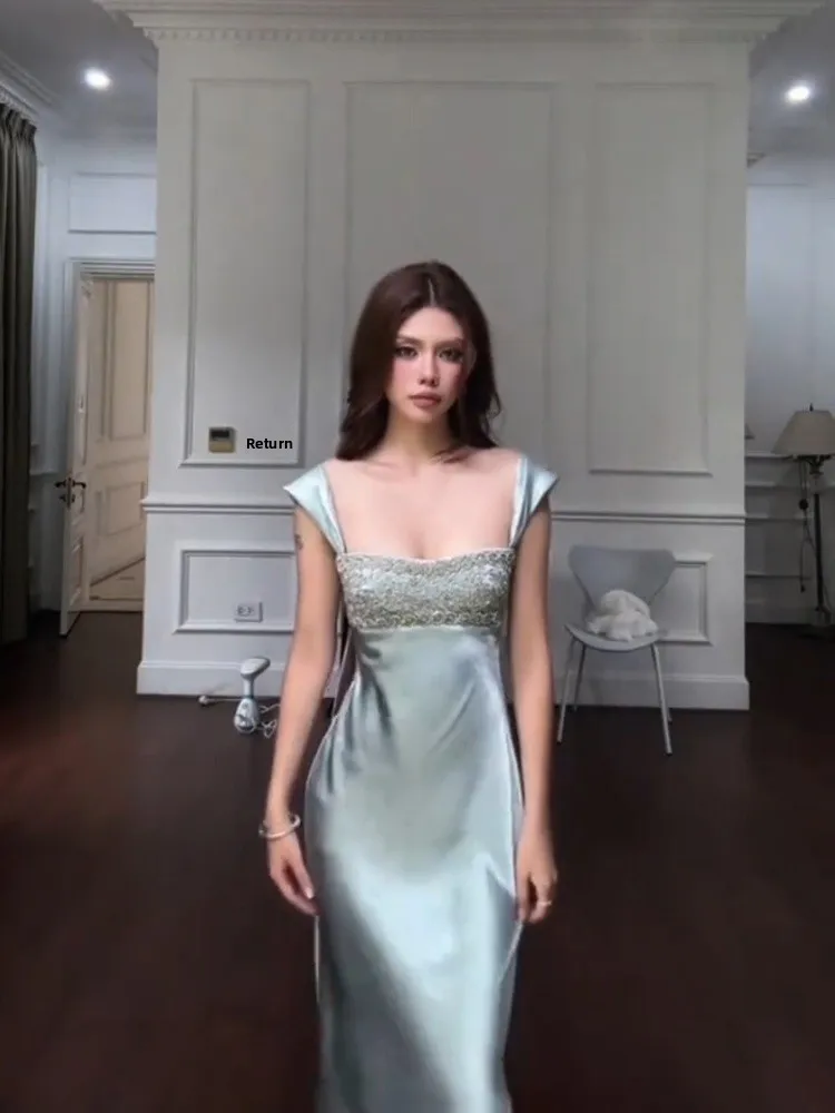 Elegant Satin Strapless Gown Women's Slim Fit Evening Dress Square Collar Heavy Embroidery Spring Summer Fashion High Waist
Elegant Satin Strapless Gown Women's Slim Fit Evening Dress Square Collar Heavy Embroidery Spring Summer Fashion High Waist