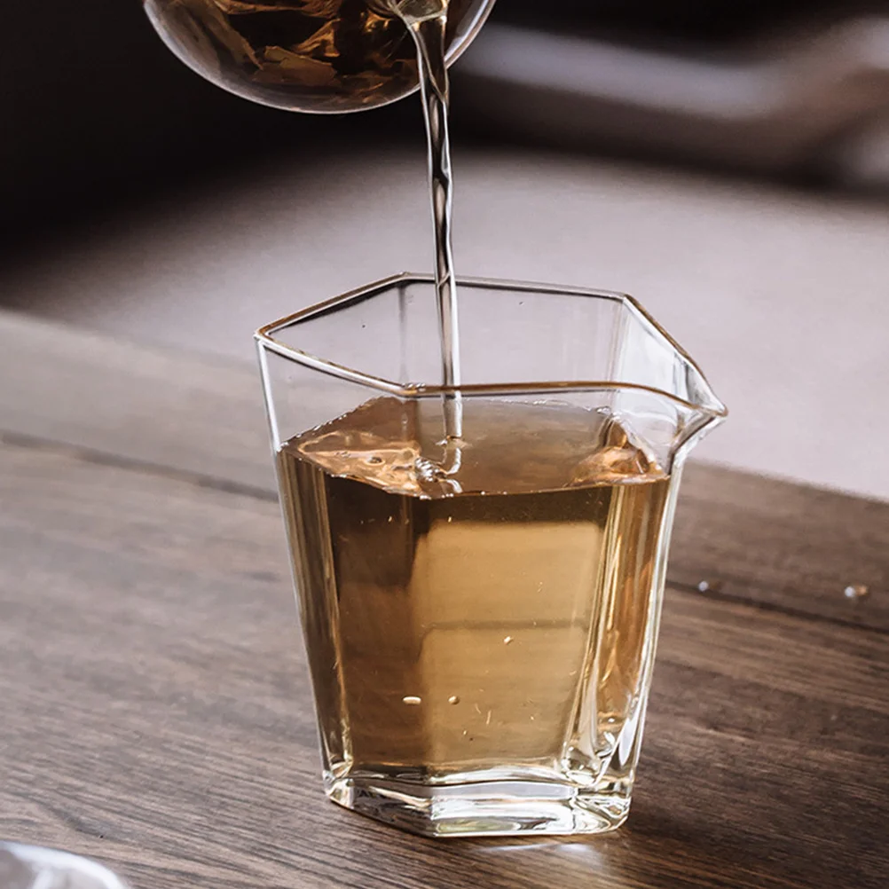 Elegant Heat-Resistant Glass Teacup Hammered Design Kung Fu Teapot Professional Tea Fairness Cup Tea Fairness Cup
Elegant Heat-Resistant Glass Teacup Hammered Design Kung Fu Teapot Professional Tea Fairness Cup Tea Fairness Cup