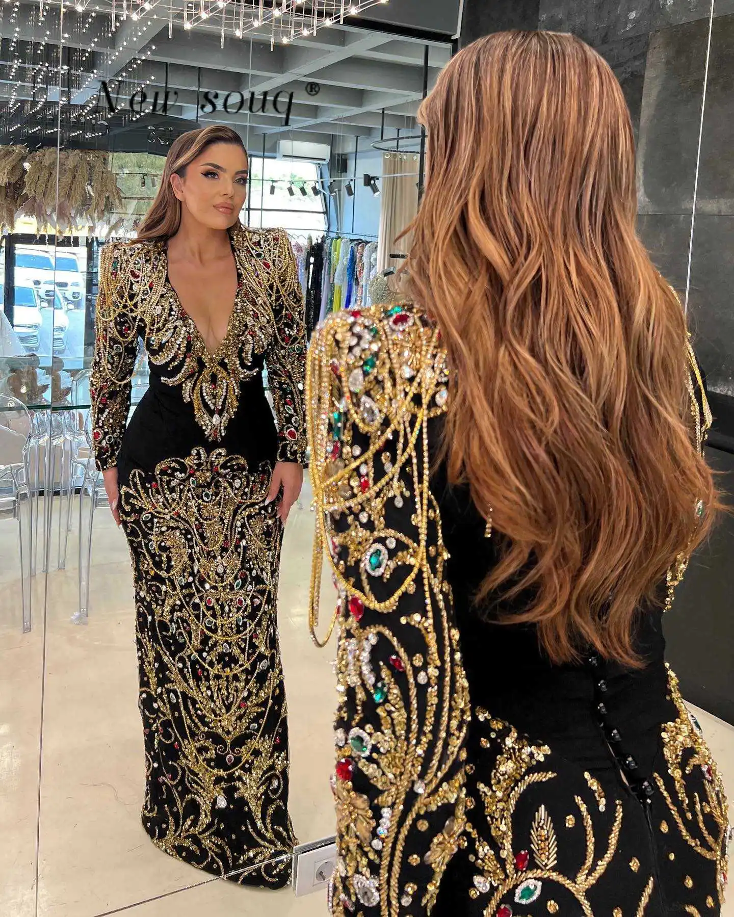 Роскошные черные вечерние платья с тяжелой вышивкой бисером, длинными рукавами, глубоким V-образным вырезом, в арабском стиле, для торжественных ужинов и вечеринок, на заказ для женщин
Роскошные черные вечерние платья с тяжелой вышивкой бисером, длинными рукавами, глубоким V-образным вырезом, в арабском стиле, для торжественных ужинов и вечеринок, на заказ для женщин