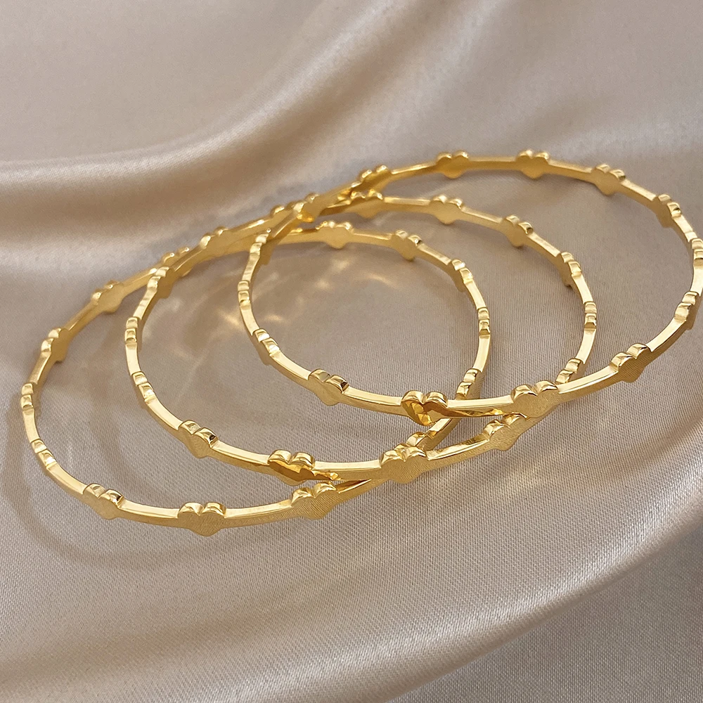 Freetry Minimalist Three Piece Set Heart Stainless Steel Bangle for Women Golden Waterproof Cuff Bracelet Stackable Jewelry Gift
Freetry Minimalist Three Piece Set Heart Stainless Steel Bangle for Women Golden Waterproof Cuff Bracelet Stackable Jewelry Gift