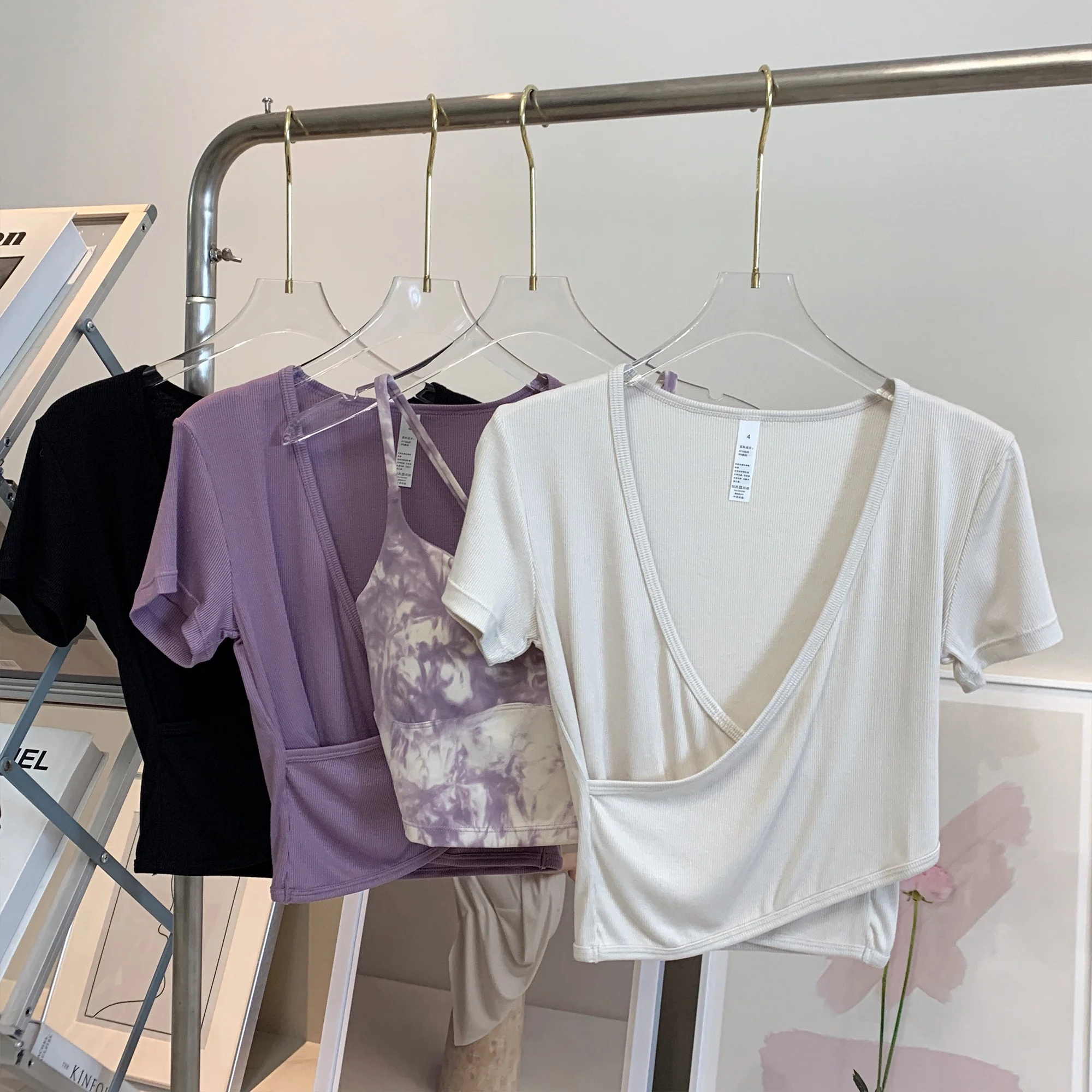 Cross V-ne Ribbed Yoga Cover up Sport Slim Fit ort Sve T-irt Waist Length Fitn Wear for Women Summer Commute Sle
Cross V-ne Ribbed Yoga Cover up Sport Slim Fit ort Sve T-irt Waist Length Fitn Wear for Women Summer Commute Sle