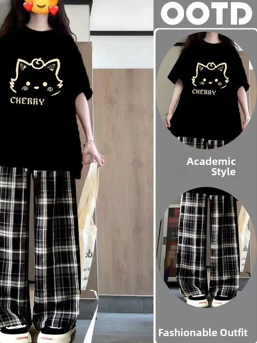 plus Size 300 Pounds Fat Sister High School Student Set Women's Summer Short Sleeve T-Shirt Plaid Pants Casual Two-Piece Set
plus Size 300 Pounds Fat Sister High School Student Set Women's Summer Short Sleeve T-Shirt Plaid Pants Casual Two-Piece Set