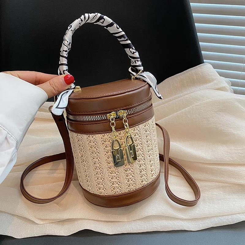 New Mini Smalll Bucket Bag Women Straw Handbag Luxury Brand Shoulder Bag Tote Lady Fashion Beach Crossbody Bag Sac A Main
New Mini Smalll Bucket Bag Women Straw Handbag Luxury Brand Shoulder Bag Tote Lady Fashion Beach Crossbody Bag Sac A Main