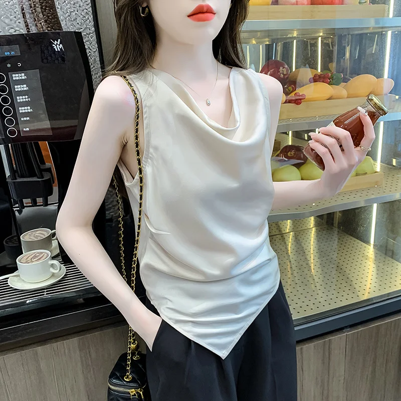 Elegant Acetate Satin Small Strap Vest Women's Outerwear Summer Suit Inner Match V-neck Top Korean Style Slim Fit Shirt
Elegant Acetate Satin Small Strap Vest Women's Outerwear Summer Suit Inner Match V-neck Top Korean Style Slim Fit Shirt