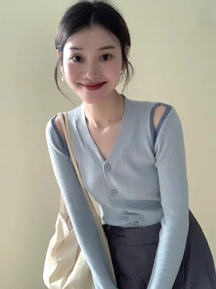 Autumn Spring Knitted V-Neck Shoulder Hollow out Long Sleeve Women's Sweater Slim Fit Sweet Style Japanese Style Cardigan
Autumn Spring Knitted V-Neck Shoulder Hollow out Long Sleeve Women's Sweater Slim Fit Sweet Style Japanese Style Cardigan
