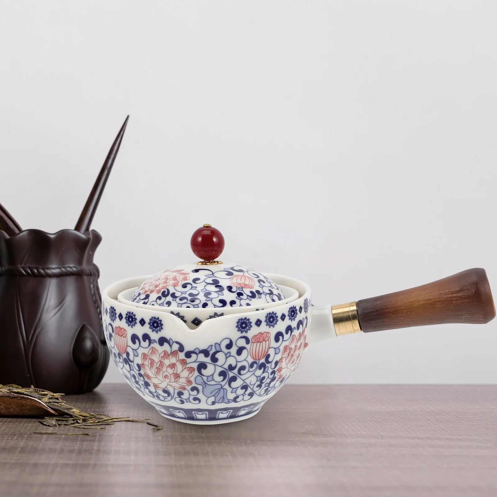 Керамический чайник с боковой ручкой в китайском стиле, элегантная текстура, практичная, легко чистящаяся, для домашнего офиса, чайная церемония
Керамический чайник с боковой ручкой в китайском стиле, элегантная текстура, практичная, легко чистящаяся, для домашнего офиса, чайная церемония