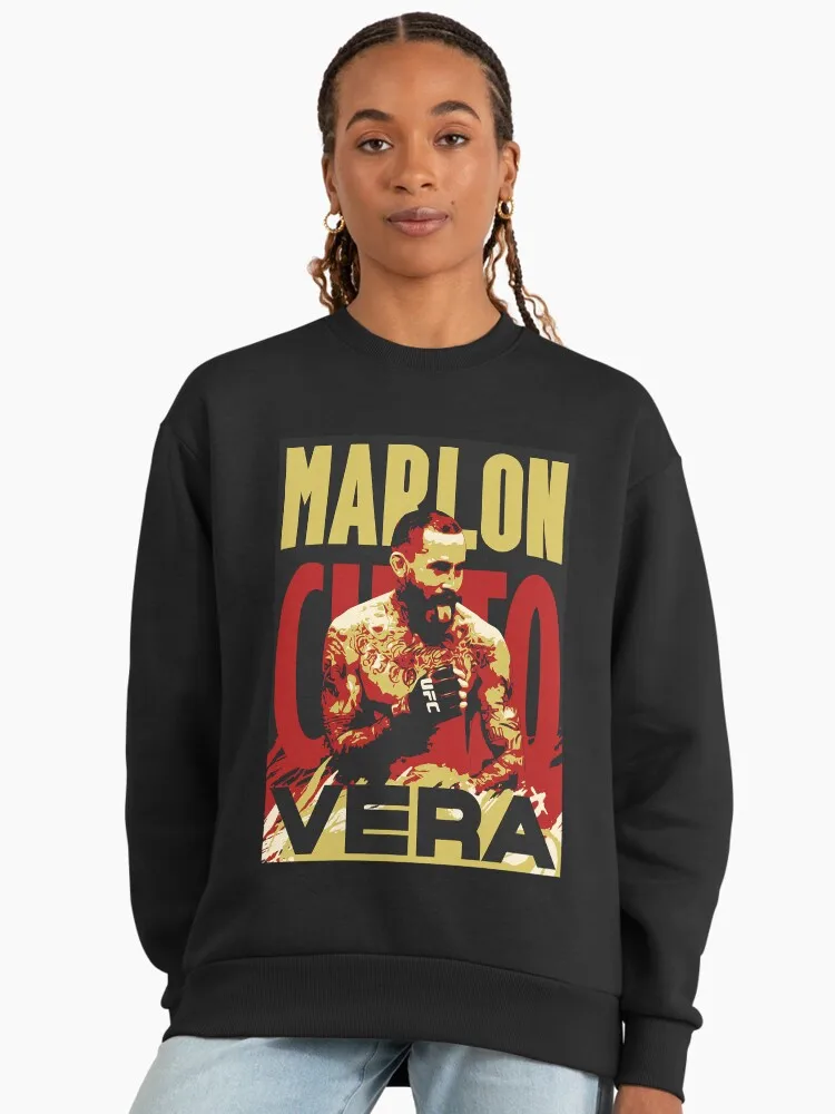 Осень/зима 2026, UFC Marlon Chito Vera, боевой свитер с круглым вырезом и графическим рисунком, женский свободный повседневный хлопковый теплый свитер унисекс
Осень/зима 2026, UFC Marlon Chito Vera, боевой свитер с круглым вырезом и графическим рисунком, женский свободный повседневный хлопковый теплый свитер унисекс