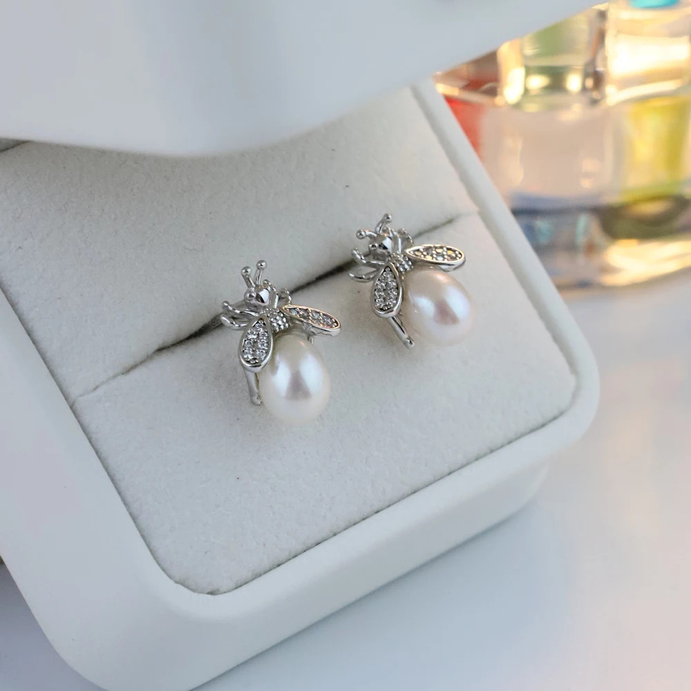 2025 Trendy S925 Silver Boho Earrings, 925 Silver Plated White Pearl Jewelry, Minimalist Studs for Women New Year Gift
2025 Trendy S925 Silver Boho Earrings, 925 Silver Plated White Pearl Jewelry, Minimalist Studs for Women New Year Gift