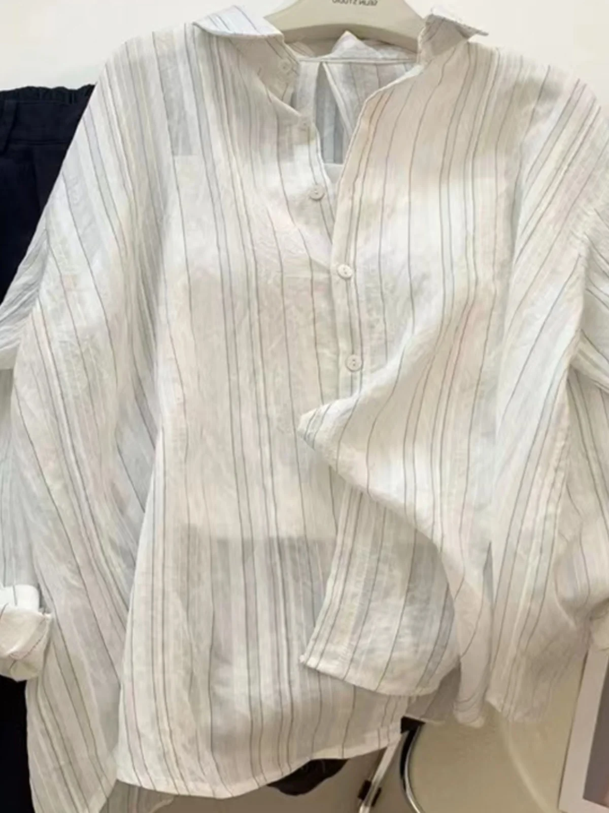 Women's Silk Linen Stripe irt Lightweight Spring Autumn Collar Long Sve Sunscreen Thin Sle Faionable Layering
Women's Silk Linen Stripe irt Lightweight Spring Autumn Collar Long Sve Sunscreen Thin Sle Faionable Layering