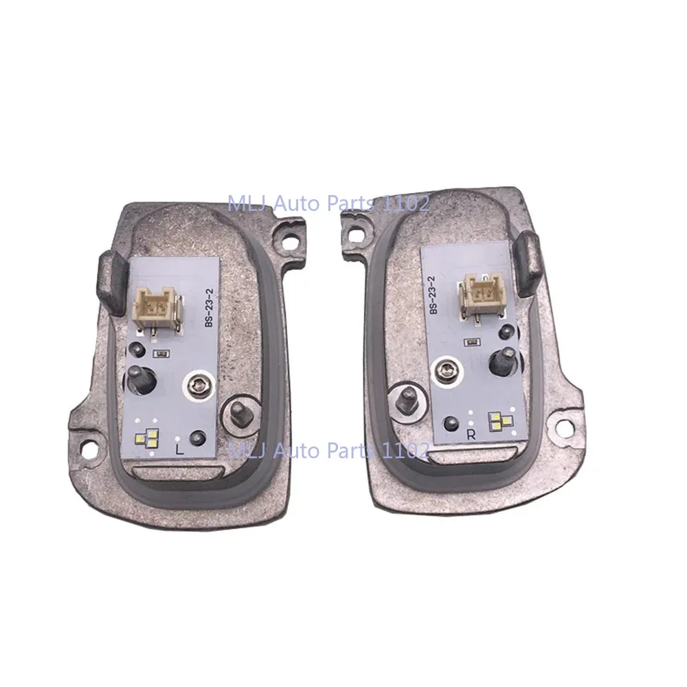 NEW Matrix Headlight Daytime Running Light LED Module For Audi A3 S3 RS3 2017 2018 2019 OE# 8V0998473B 8V0998474B LED Module
NEW Matrix Headlight Daytime Running Light LED Module For Audi A3 S3 RS3 2017 2018 2019 OE# 8V0998473B 8V0998474B LED Module