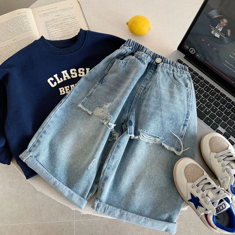 Boys Spring Autumn Fashion Ripped Jeans Kids Casual Ripped Wide-leg Pants Trousers Children Casual Elastic Waist Wide-leg Jeans
Boys Spring Autumn Fashion Ripped Jeans Kids Casual Ripped Wide-leg Pants Trousers Children Casual Elastic Waist Wide-leg Jeans