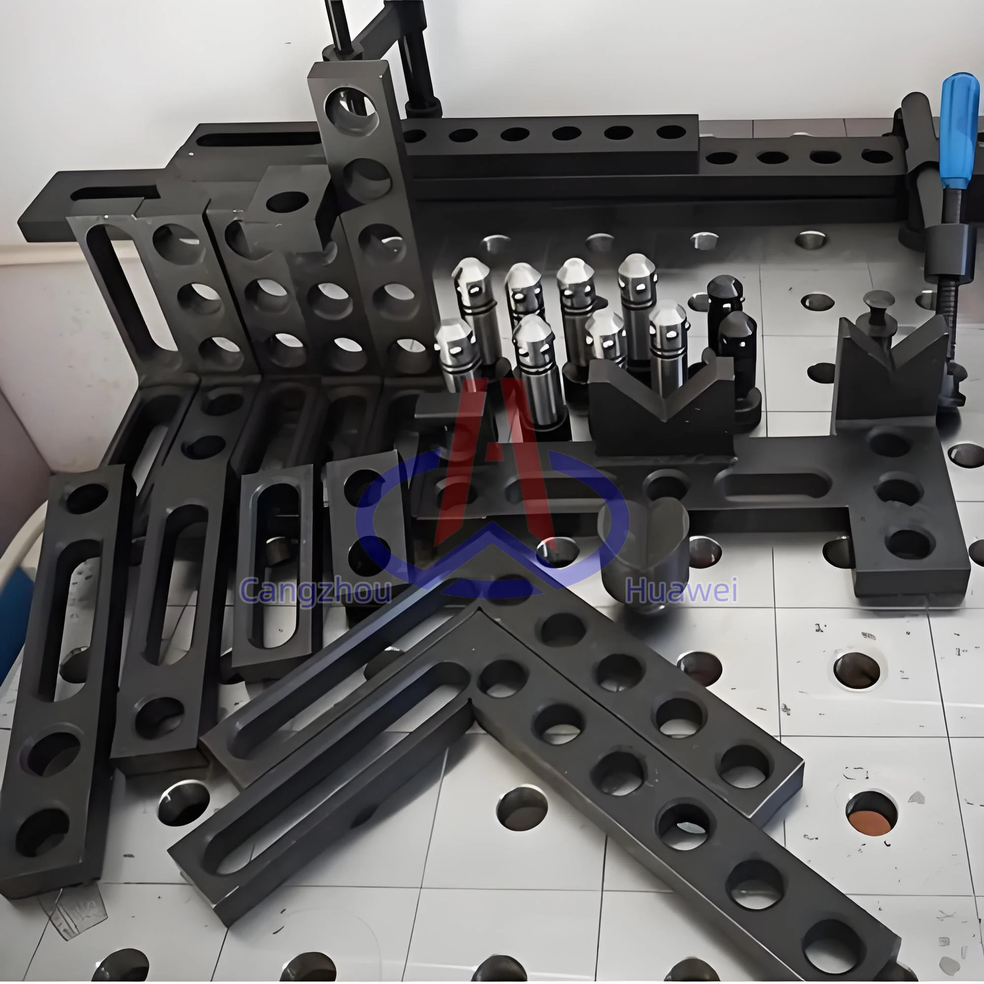 China High Quality 3D Welding Table Welding Fixture Positioning Ruler
China High Quality 3D Welding Table Welding Fixture Positioning Ruler