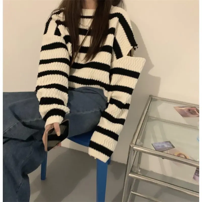 Korean Streetwear Striped Sweater Women Harajuku Fashion Hollow Out Crop Jumper Y2k Vintage Oversize Pullover Knit Top
Korean Streetwear Striped Sweater Women Harajuku Fashion Hollow Out Crop Jumper Y2k Vintage Oversize Pullover Knit Top