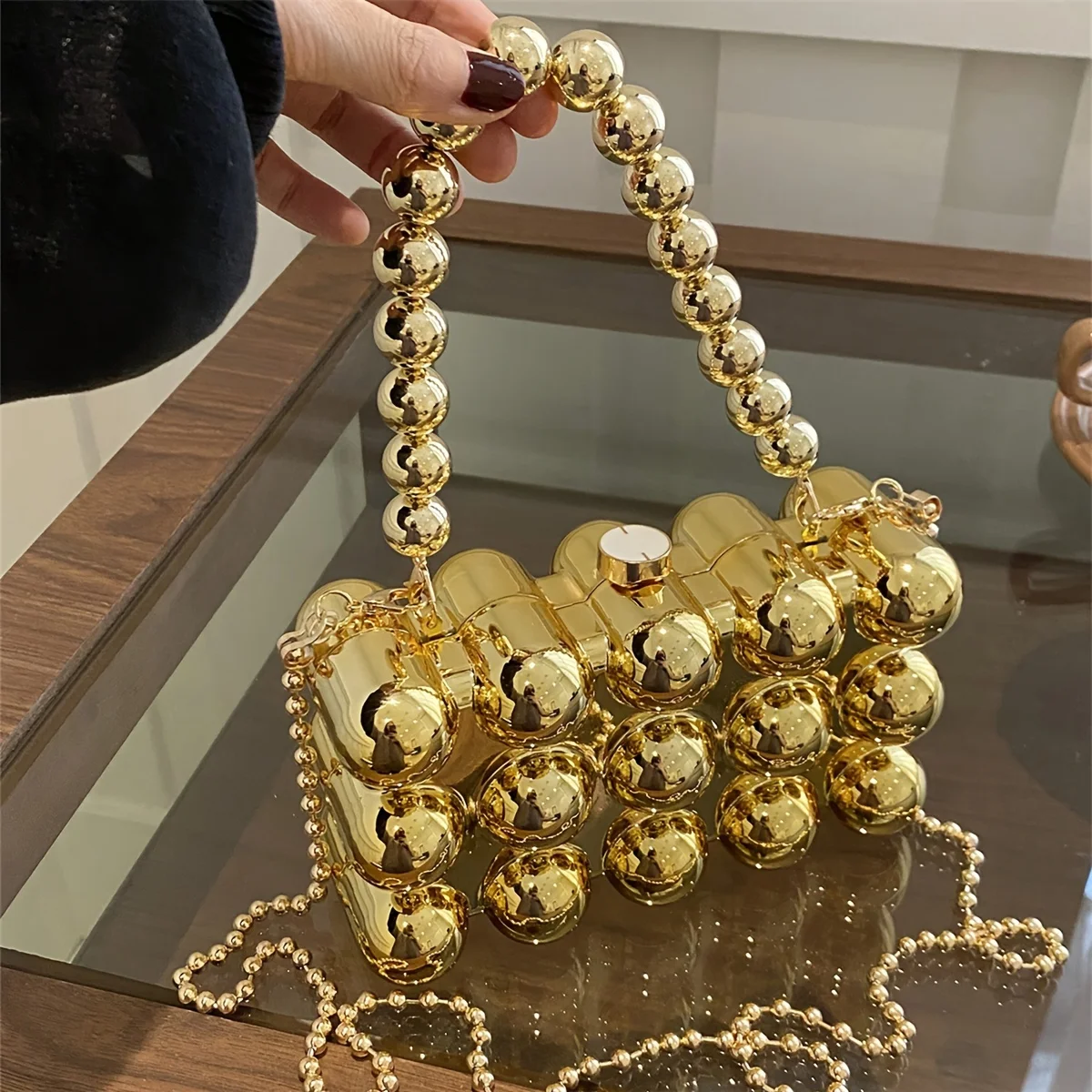 Luxury Designer Bag Crossbody Shoulder Fashion New Evening Clutch Handbag Female Golden Bag Acrylic Ladies Square Small Bag Chic
Luxury Designer Bag Crossbody Shoulder Fashion New Evening Clutch Handbag Female Golden Bag Acrylic Ladies Square Small Bag Chic