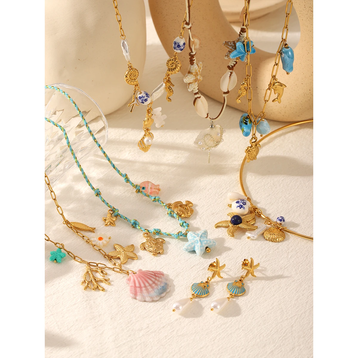 Ocean Style Charm Necklace For Women's 18K Gold Plated Stainless Steel Multiple Shell Conch Ceramic Pearl Summer Beach Jewelry
Ocean Style Charm Necklace For Women's 18K Gold Plated Stainless Steel Multiple Shell Conch Ceramic Pearl Summer Beach Jewelry