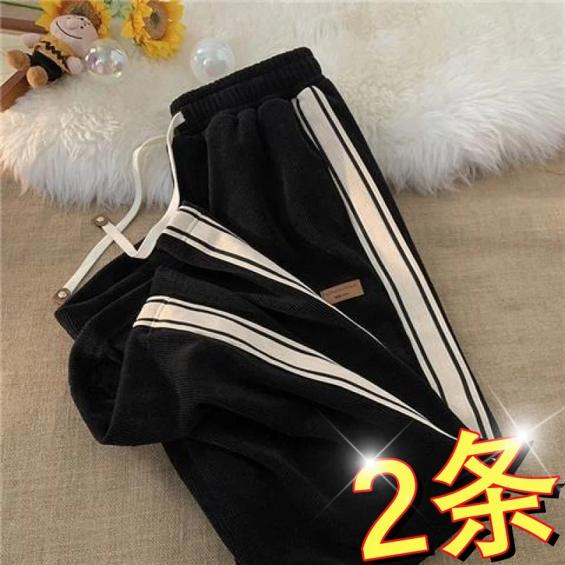 Мужские вельветовые брюки на осень-зиму, свободные, широкие, в полоску, утепленные, молодежные, повседневные, трендовые (INS)
Мужские вельветовые брюки на осень-зиму, свободные, широкие, в полоску, утепленные, молодежные, повседневные, трендовые (INS)