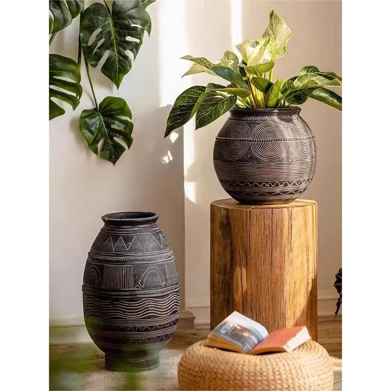 Retro pottery pot, flower pot art, old pot, ancient pot, non-ceramic vase, antique and old wabi sandy wind flower ware decorativ
Retro pottery pot, flower pot art, old pot, ancient pot, non-ceramic vase, antique and old wabi sandy wind flower ware decorativ