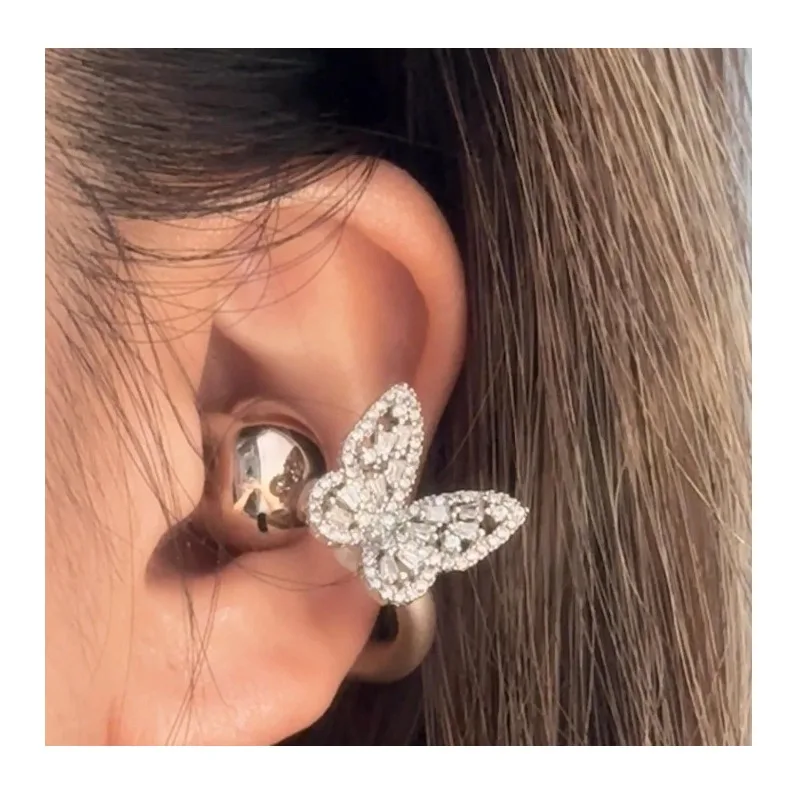 Exquisite Super Flash Full Diamond Butterfly Earphone Drill Buckle Wind Niche Design Light Luxury High-end Earphone Clip
Exquisite Super Flash Full Diamond Butterfly Earphone Drill Buckle Wind Niche Design Light Luxury High-end Earphone Clip