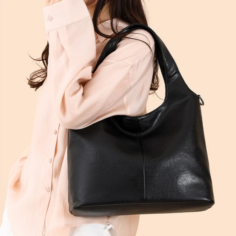 Women's Soft Faux Leather Shoulder Tote Bag Large Capacity Crossbody Vintage Minimalist Work Commute
Women's Soft Faux Leather Shoulder Tote Bag Large Capacity Crossbody Vintage Minimalist Work Commute