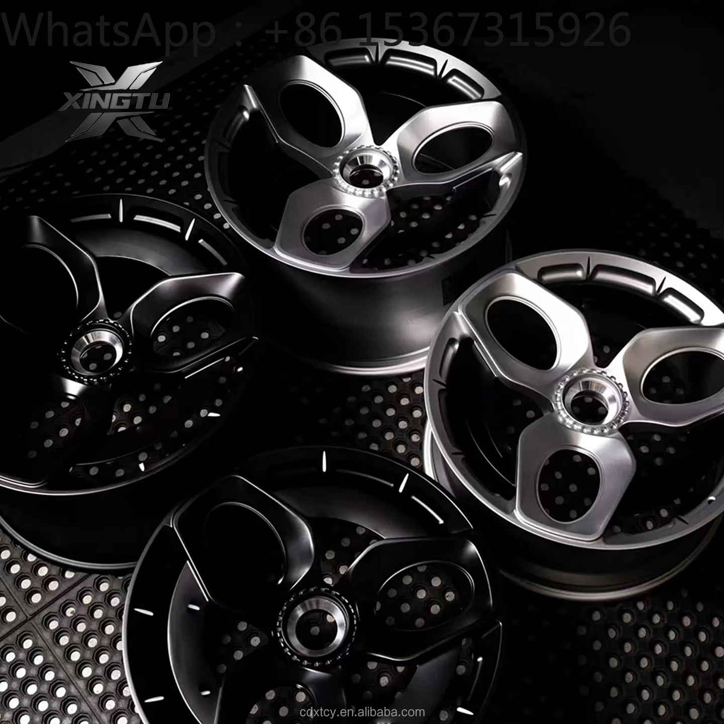 18-21 Inch T6061 Carbon Fiber Concave Forged Wheels 5x130 5x114.3 Lightweight Alloy Rims
18-21 Inch T6061 Carbon Fiber Concave Forged Wheels 5x130 5x114.3 Lightweight Alloy Rims