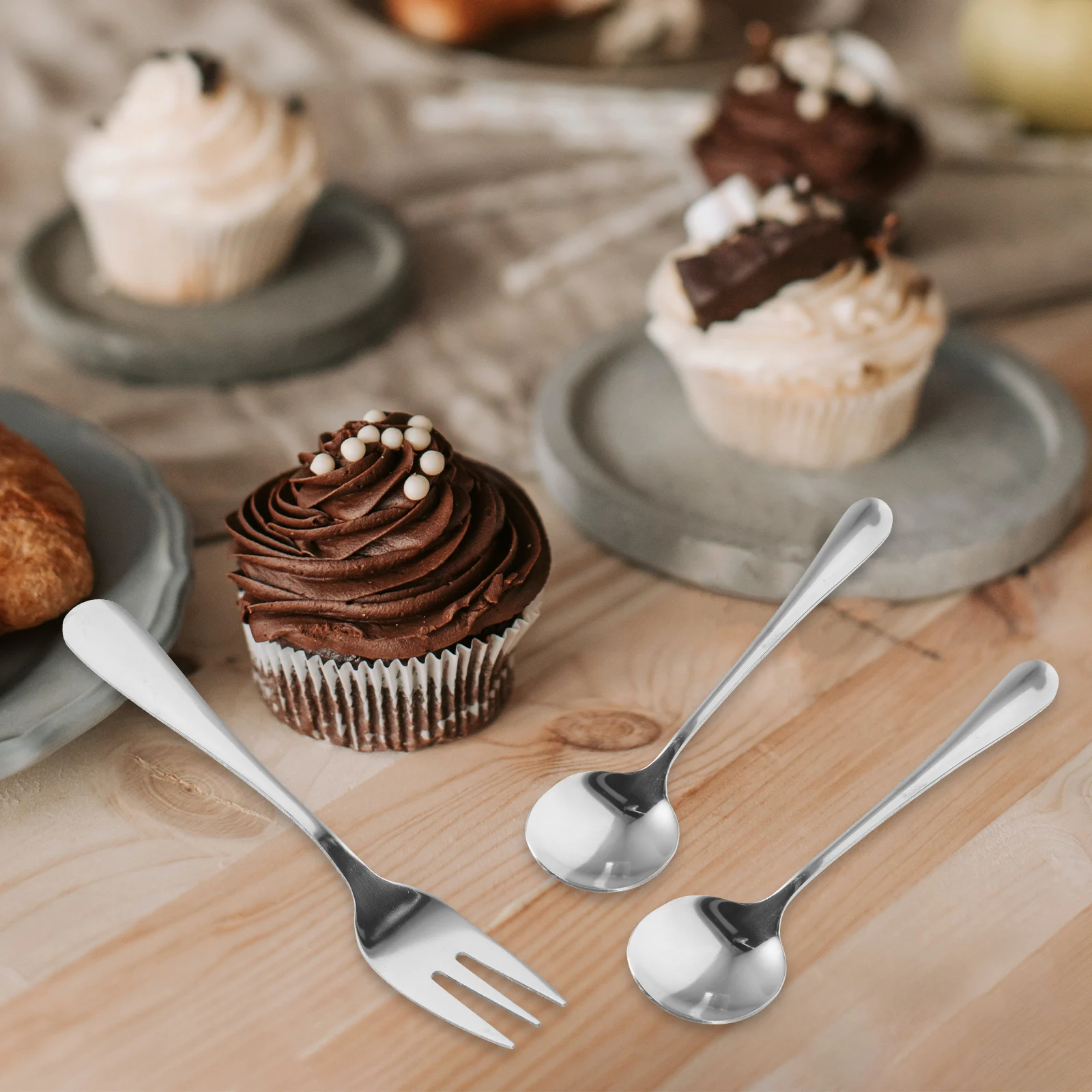 16 Pcs Stainless Steel Baking Tool Set Cake Spatula Serving Fork Spoon Tongs Reusable Easy Clean Perfect for Parties Weddings
16 Pcs Stainless Steel Baking Tool Set Cake Spatula Serving Fork Spoon Tongs Reusable Easy Clean Perfect for Parties Weddings